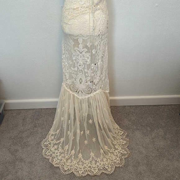 SPELL Casablanca Halter Gown in Off White - Picture 9 of 14